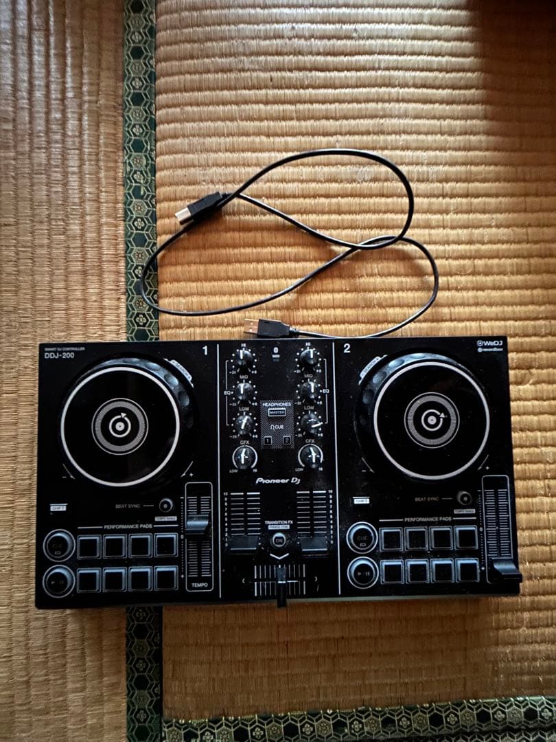 DJ機材 ddj200