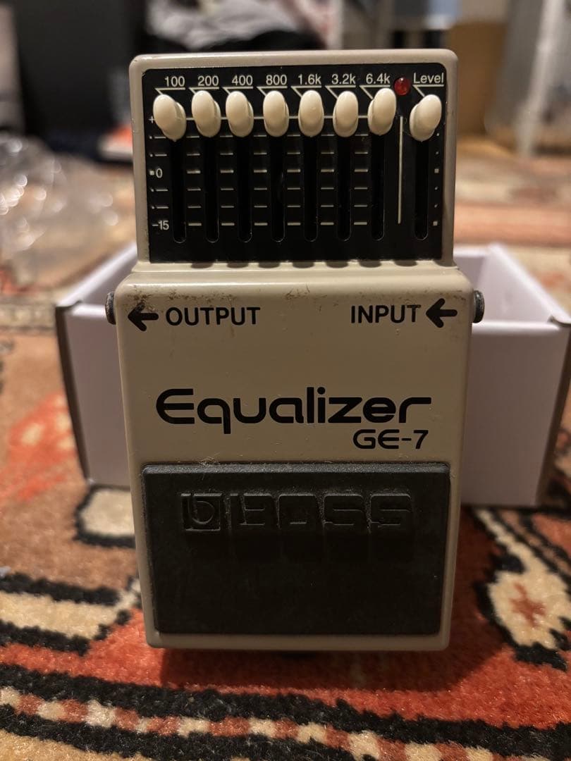 BOSS Equalizer GE-7 ギターエフェクター