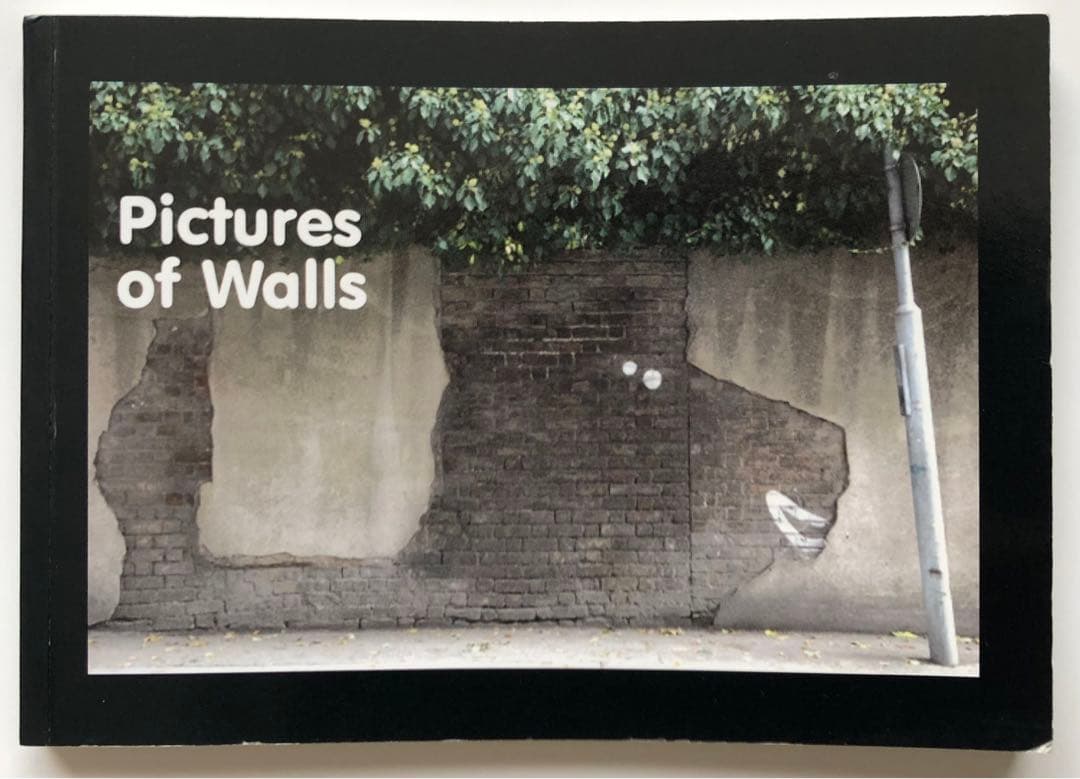 コレクション Banksy Around the world in eighty sprays