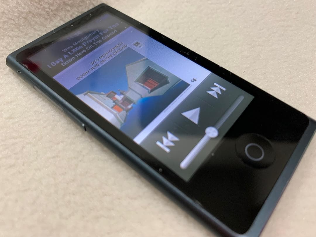 【美品】Apple iPod nano 第7世代 16GB スレート