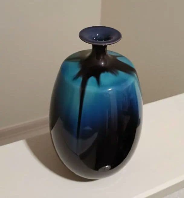 D*i様 徳田八十吉 壷 人間国宝 赤銘 九谷焼 箱無し