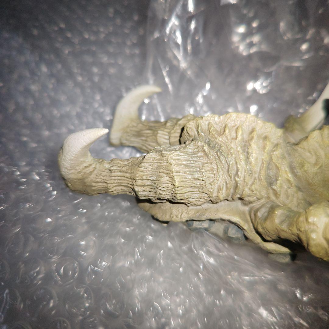 地球防衛軍秘密基地本部　グラナダス　帰ってきたウルトラマン　フィギュア