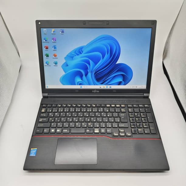 バッテリー◎ 15 富士通 i5-4 16GB SSD480GB オフィス