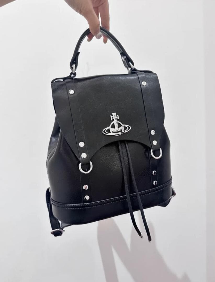 ヴィヴィアンウエストウッド レザー ブラック リュック・バックパック