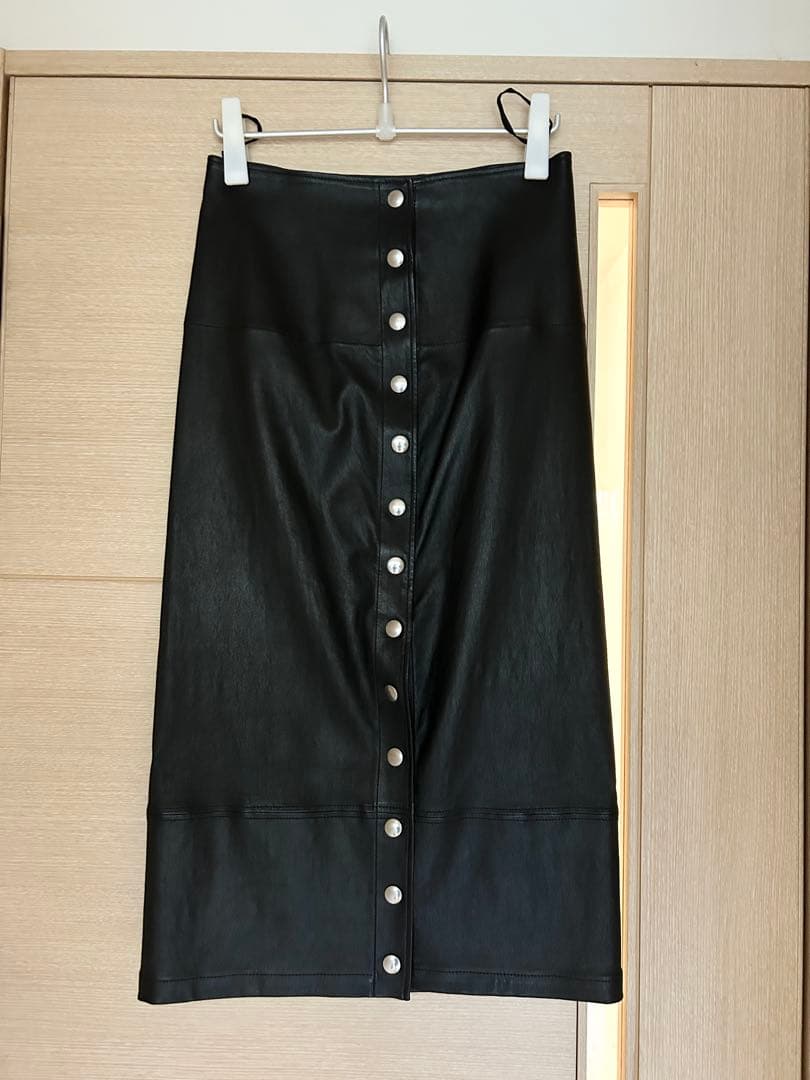 セリーヌ　CELINE レザースカート