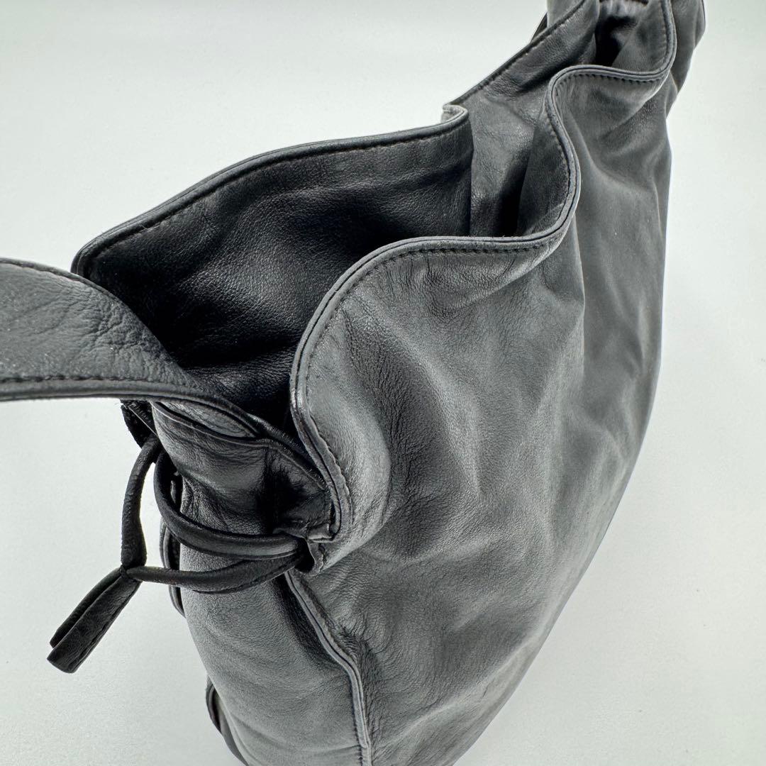 ロエベ フラメンコ アナグラム ナッパレザー ショルダーバッグ 巾着 ブラック