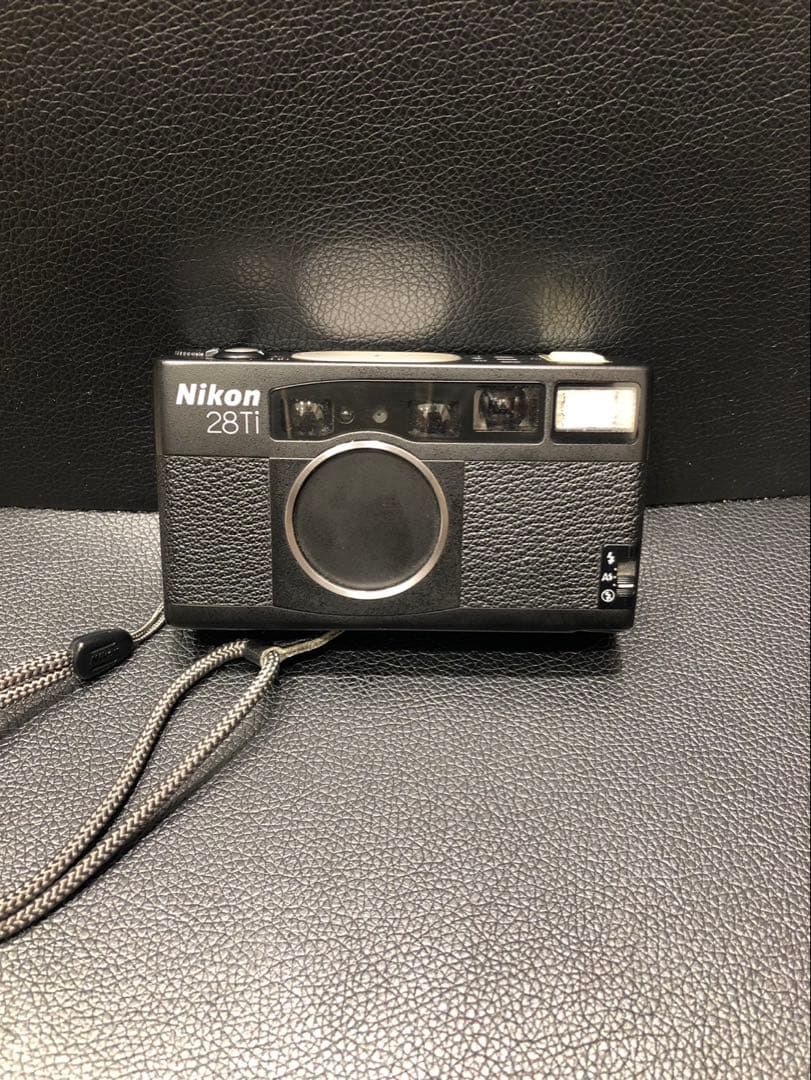 Nikon ニコン 28Ti フィルムカメラ　コンパクトカメラ
