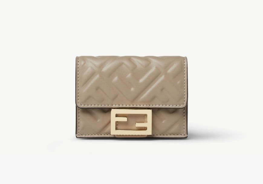 フェンディ　バケット　三つ折りウォレット　マイクロ　美品