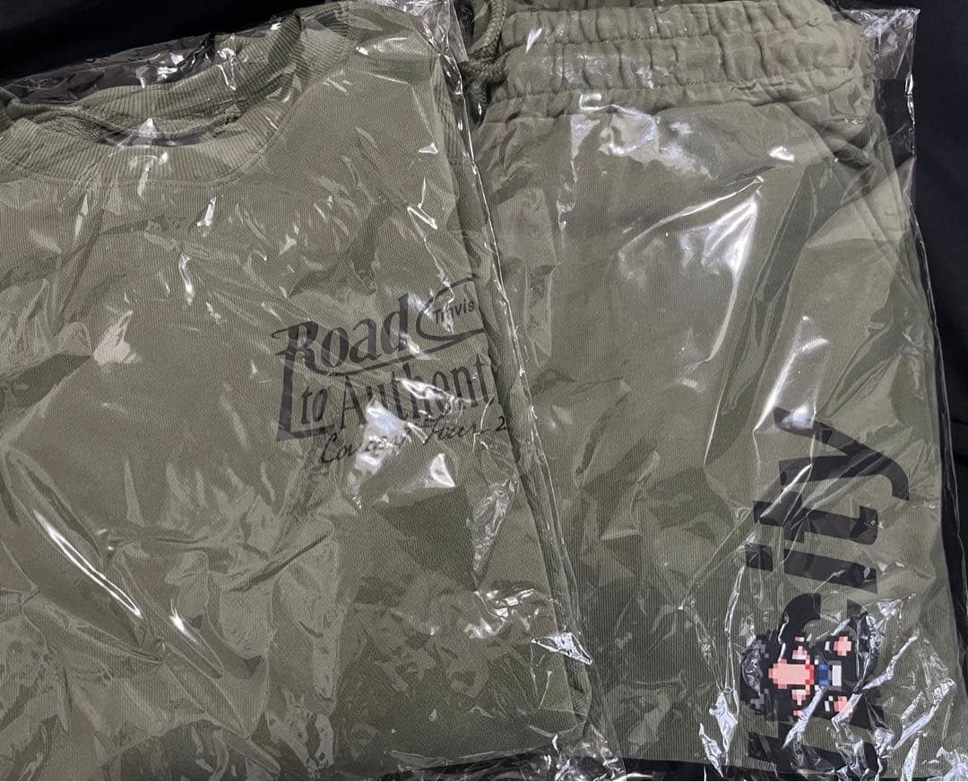 【値下げ中】TravisJapan スウェット