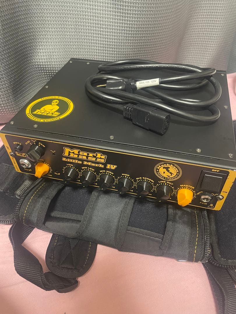 Markbass Little Mark IV ベース用アンプ　ソフトケース付き