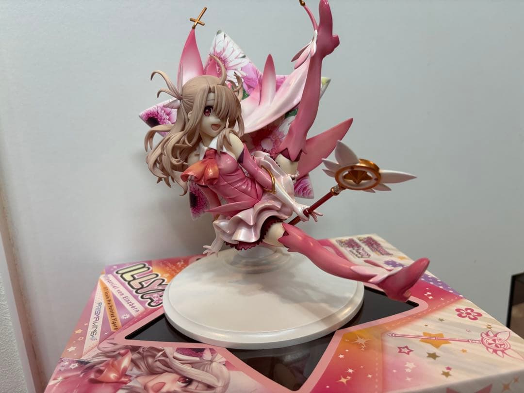 〈最終値下げ〉【フィギュア2個セット】 プリズマイリヤ　イリヤ・クロエ