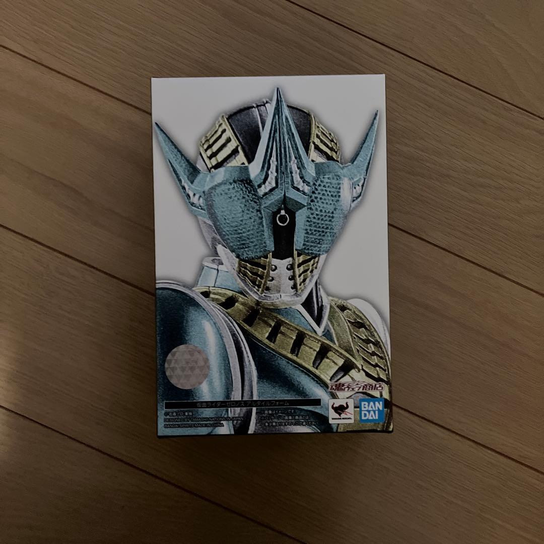 BANDAI SHFiguarts 真骨彫製法 仮面ライダーゼロノス