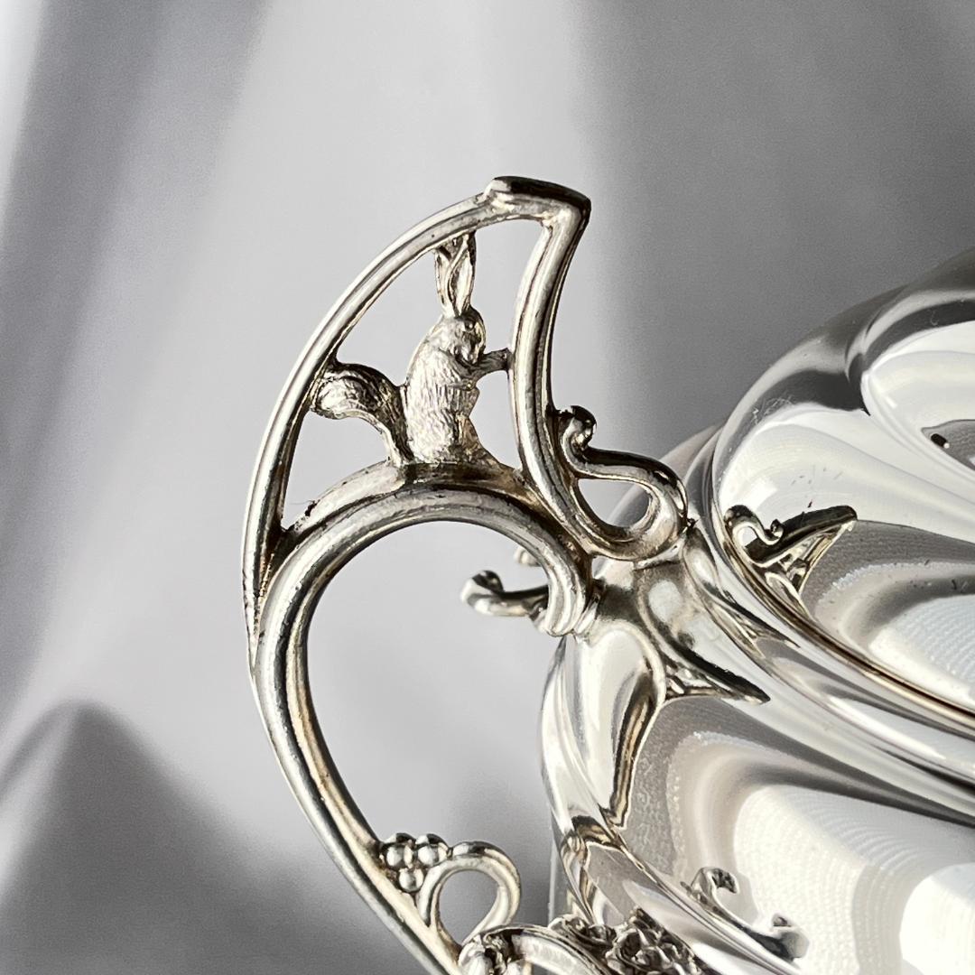 【BURKE & WALLACE】 スプーンホルダー 　兎のハンドル