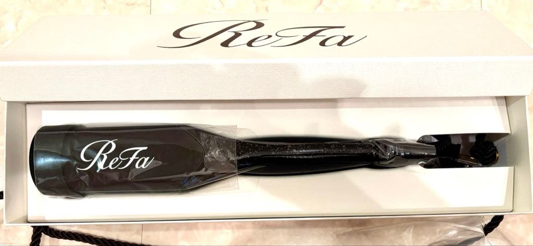 リファ　パワーストレートアイロンプロ　ブラック　黒