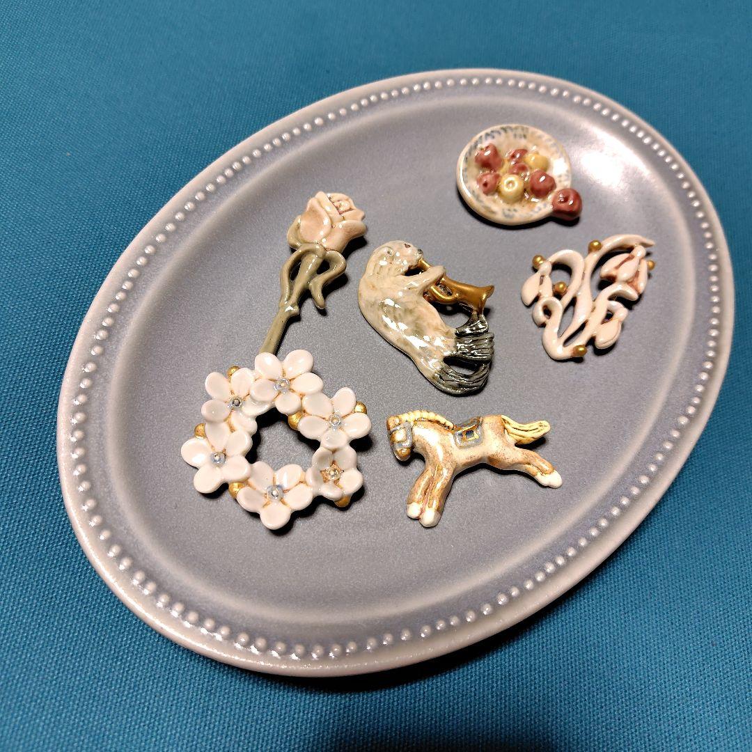 お値下げ　小菅幸子さん　ブローチ♫　おまけ付き