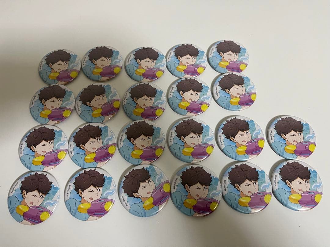 【値下げ】ハイキュー　水遊び　缶バッジ　及川