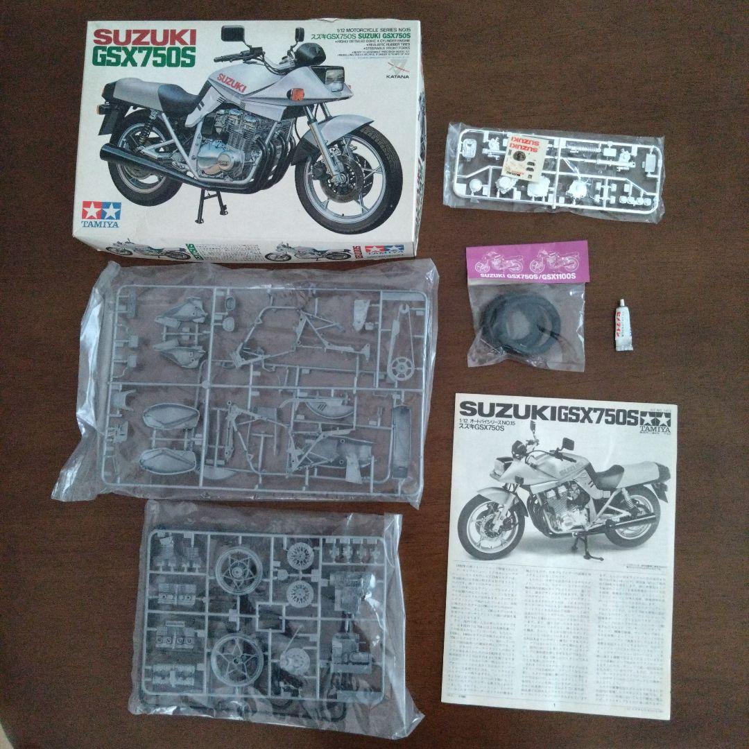 新品　TAMIYA スズキ GSX750S プラモデル 1/12