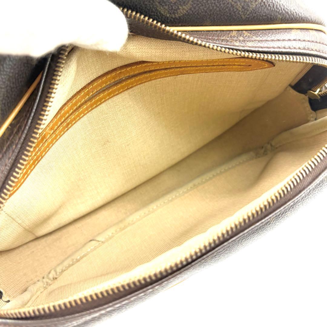 【美品】 VUITTON リポーターPM ショルダーバック　斜め掛け　モノグラム