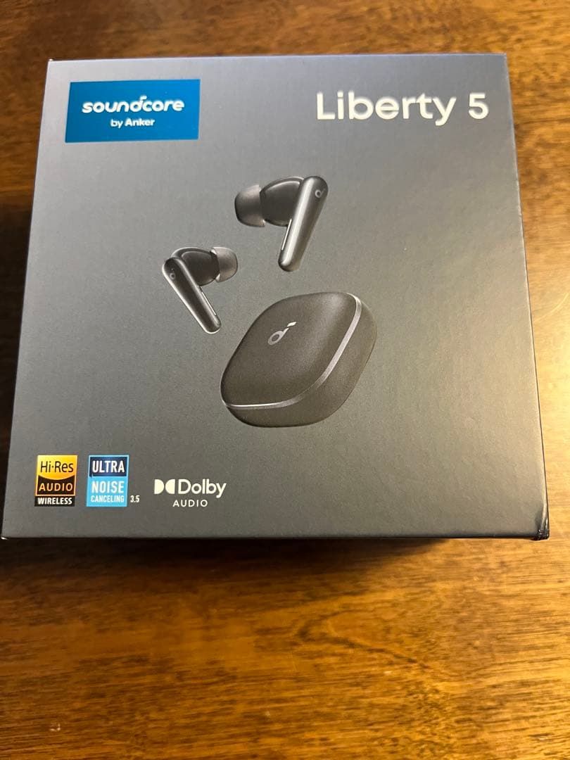 イヤホン Anker soundcore Liberty5