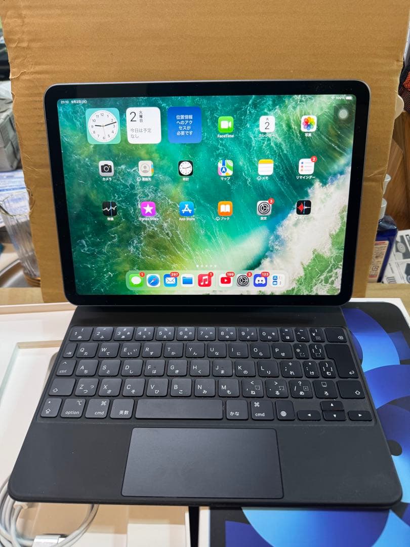 Apple iPad Air第5世代 Wi-Fi 2022 純正キーボード付