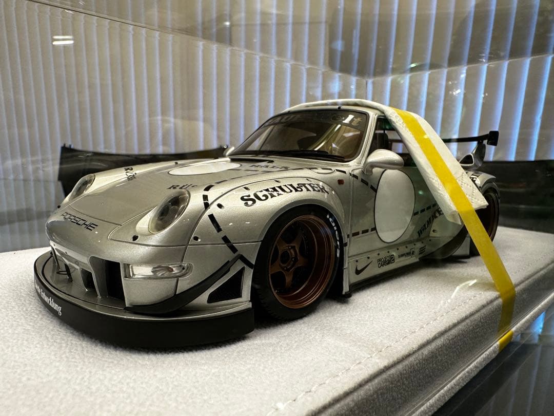 Fuelme RWB993 Silver Pig 限定1台プロトタイプ1/18