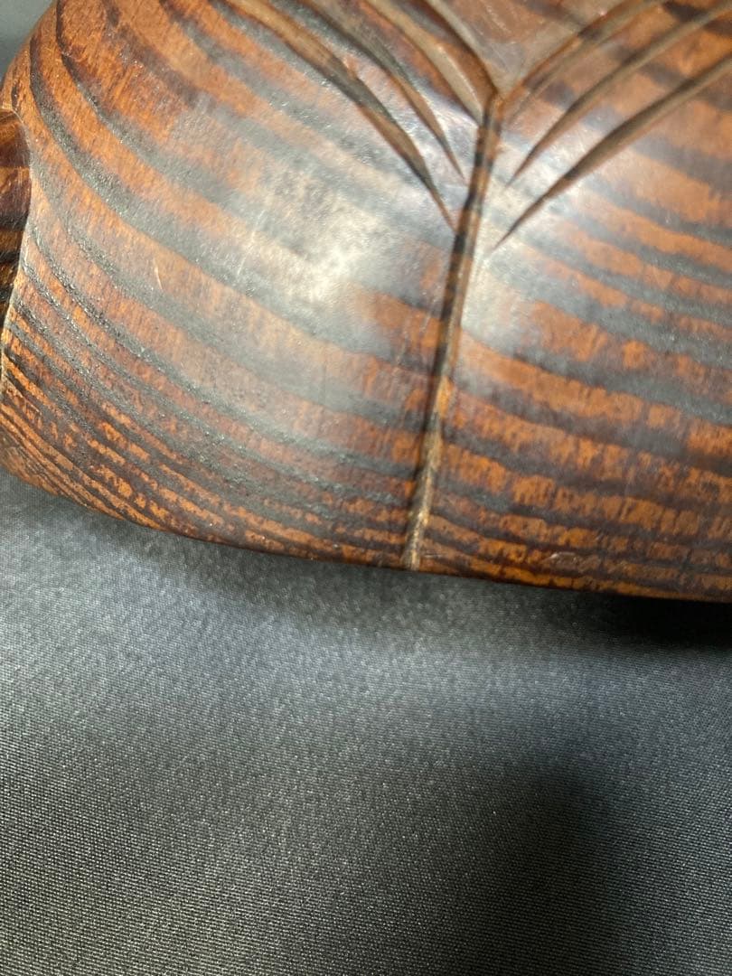 【一刀斎香雲 作】　讃岐一位一刀彫