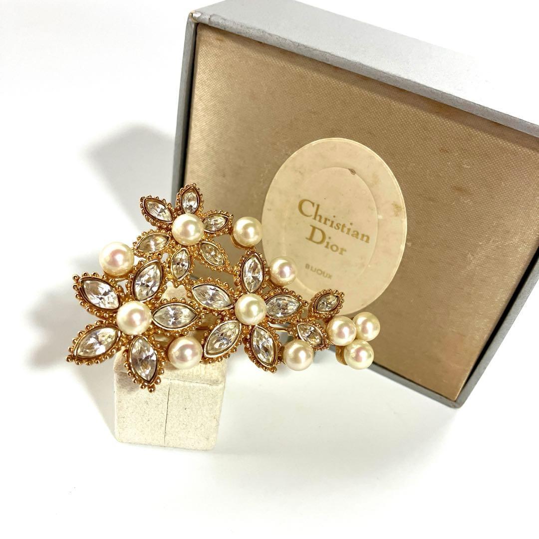 Christian Dior フラワーブローチ