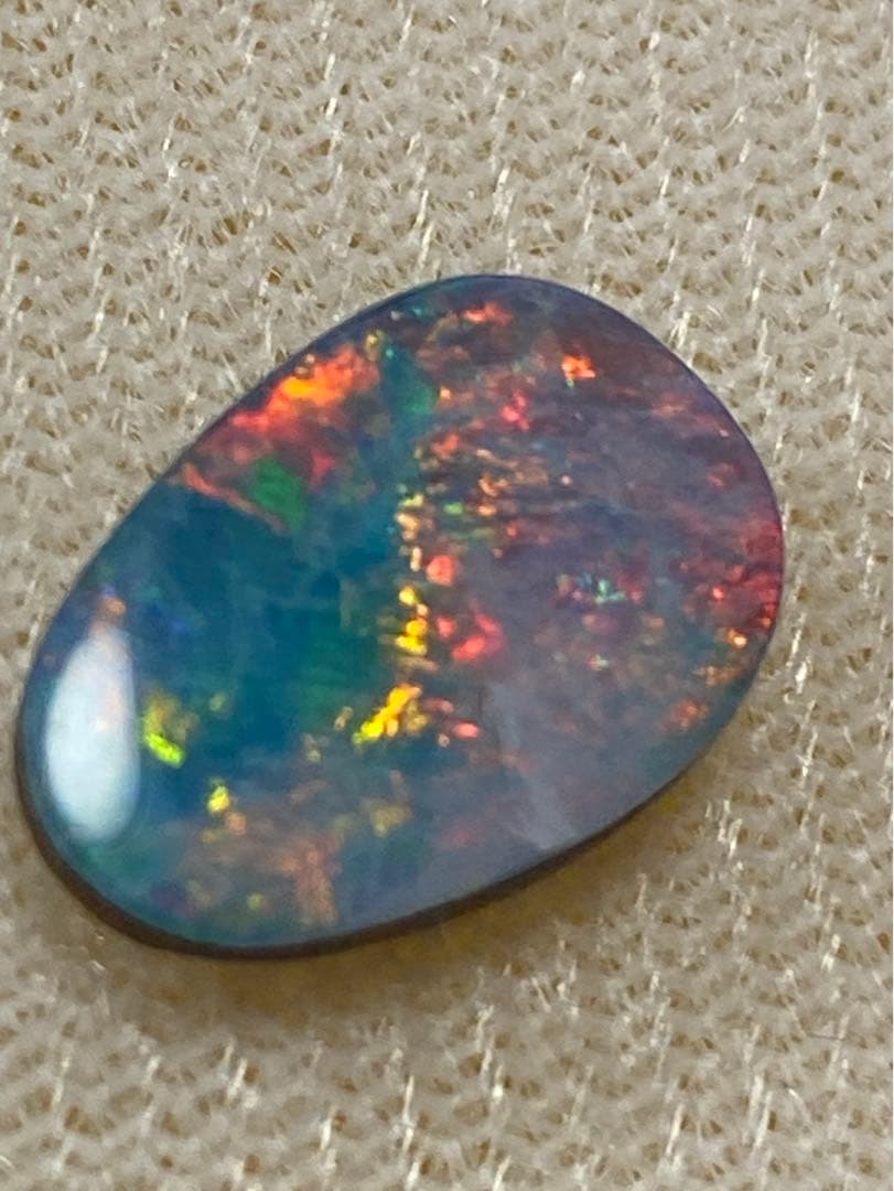 オパール　ダブレット