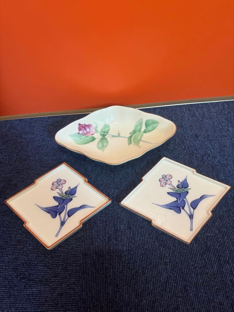 1893 香蘭社　菱形皿2客　菱形鉢1客　金彩