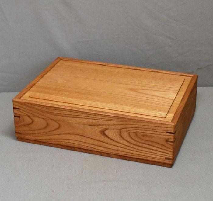 欅の文庫。B5サイズの収納。新品