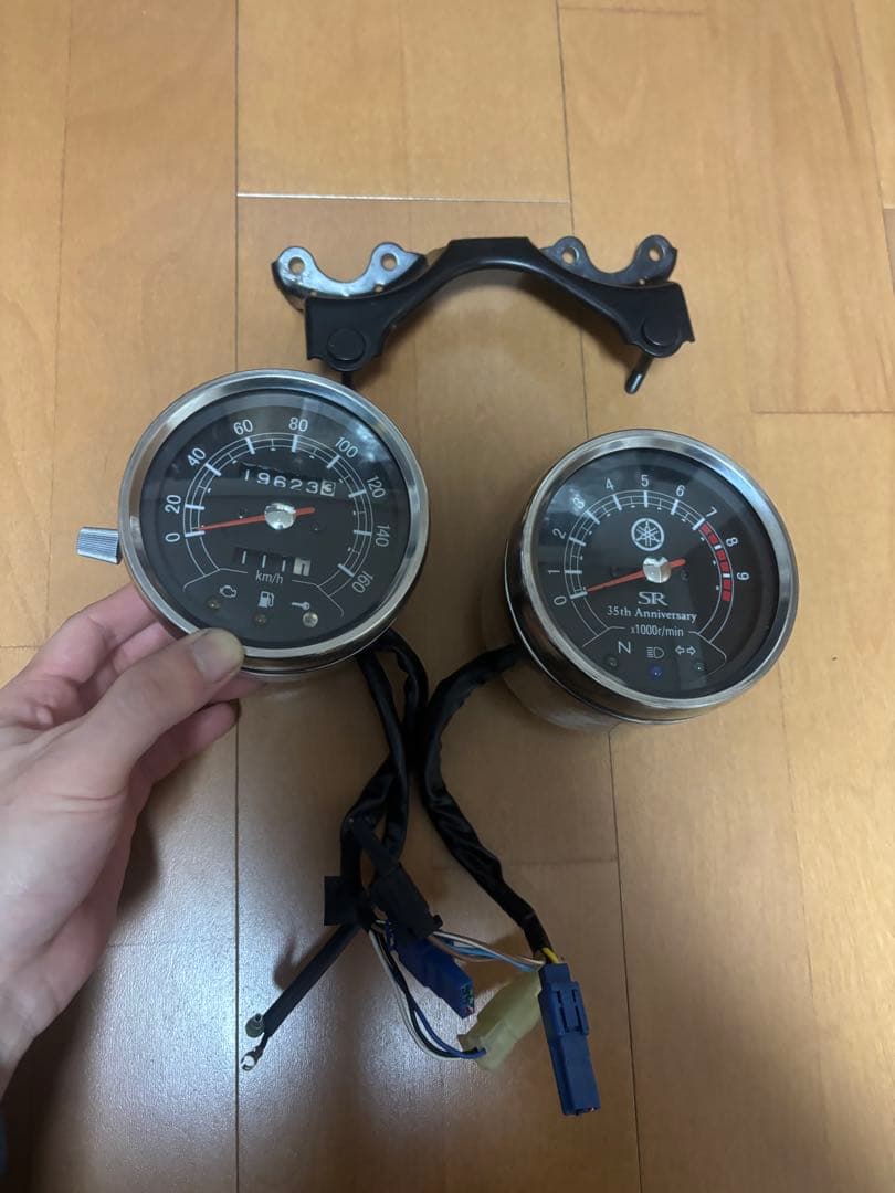SR400 FI 35th anniversary 純正メーター