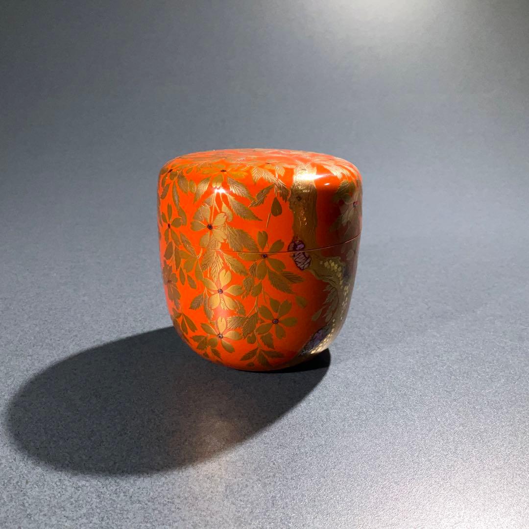 【茶道具】枝垂れ桜蒔絵　棗　朱漆　螺鈿　都作　6R0897