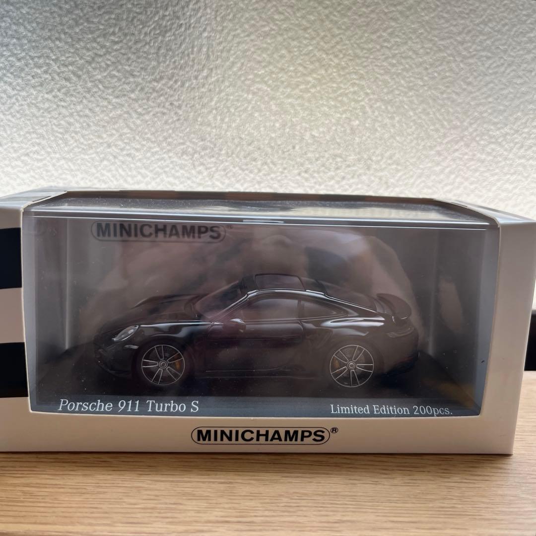 MINICHAMPS Porsche 911 Turbo S 限定200個