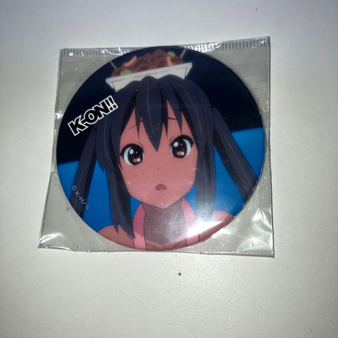 けいおん 限定デカバッチ 新品 中野梓