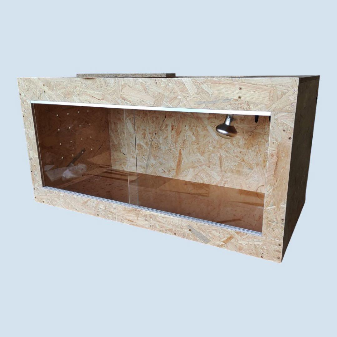 爬虫類ケージ 80×40×40㎝ ストッパー付属　配線穴追加