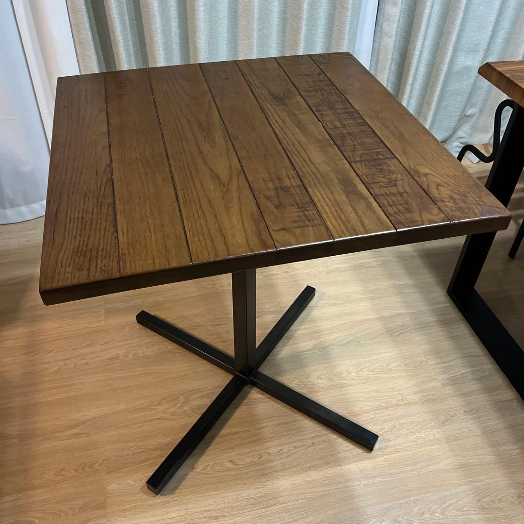 ACME(アクメファニチャー)カフェテーブル