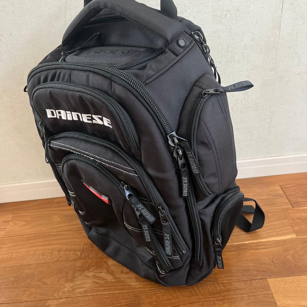美品 ダイネーゼ オジオ D-GAMBIT 2 BACKPACK リュック