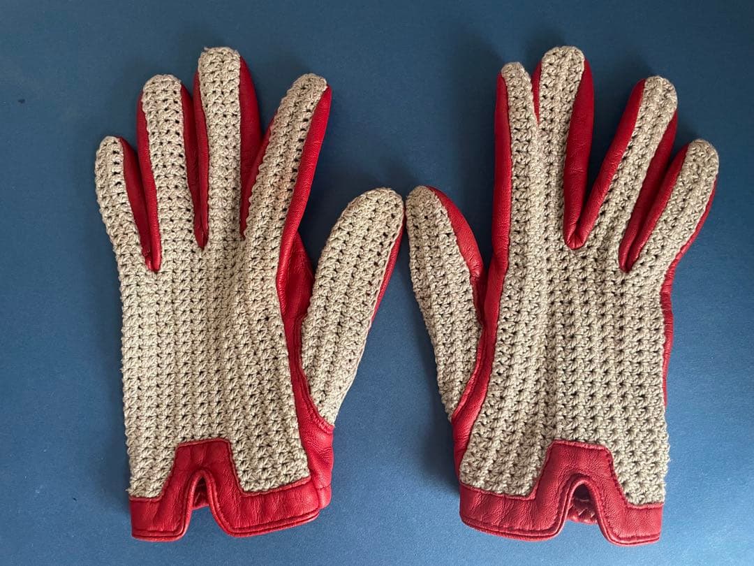 ドライビンググローブ