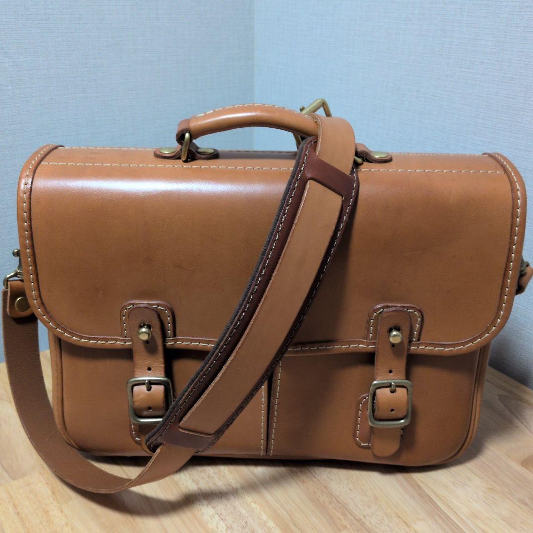 ヘルツ　2wayショルダーバッグ A4可