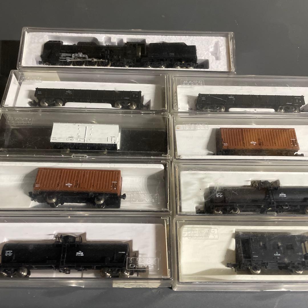 Nゲージ 蒸気機関車と貨車セット