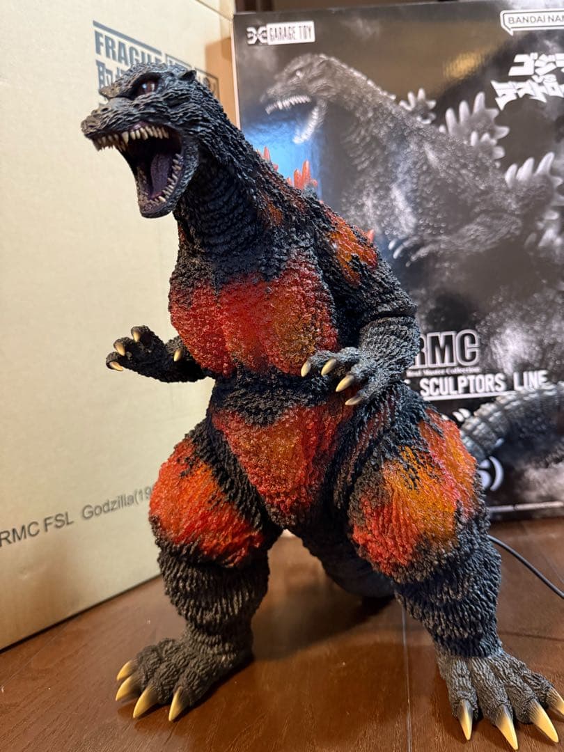 黒龍工房　リアルマスターコレクションゴジラ　1995 バーニングゴジラ