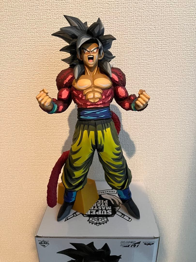超サイヤ人ゴッド超サイヤ人 フィギュア　SMSP 専用出品