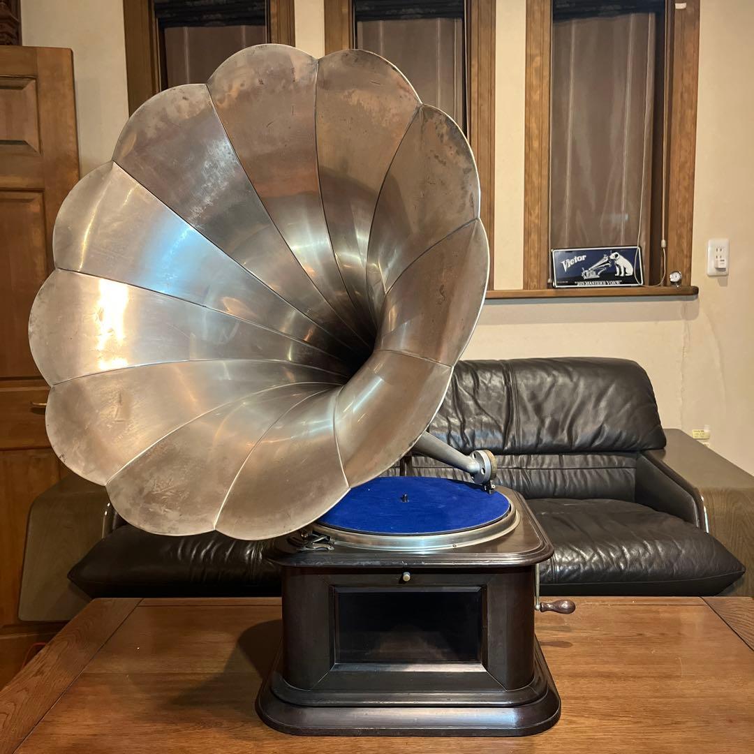 ♬ 大型ラッパ蓄音機 4丁ゼンマイ コロンビア マジェスティック BD型