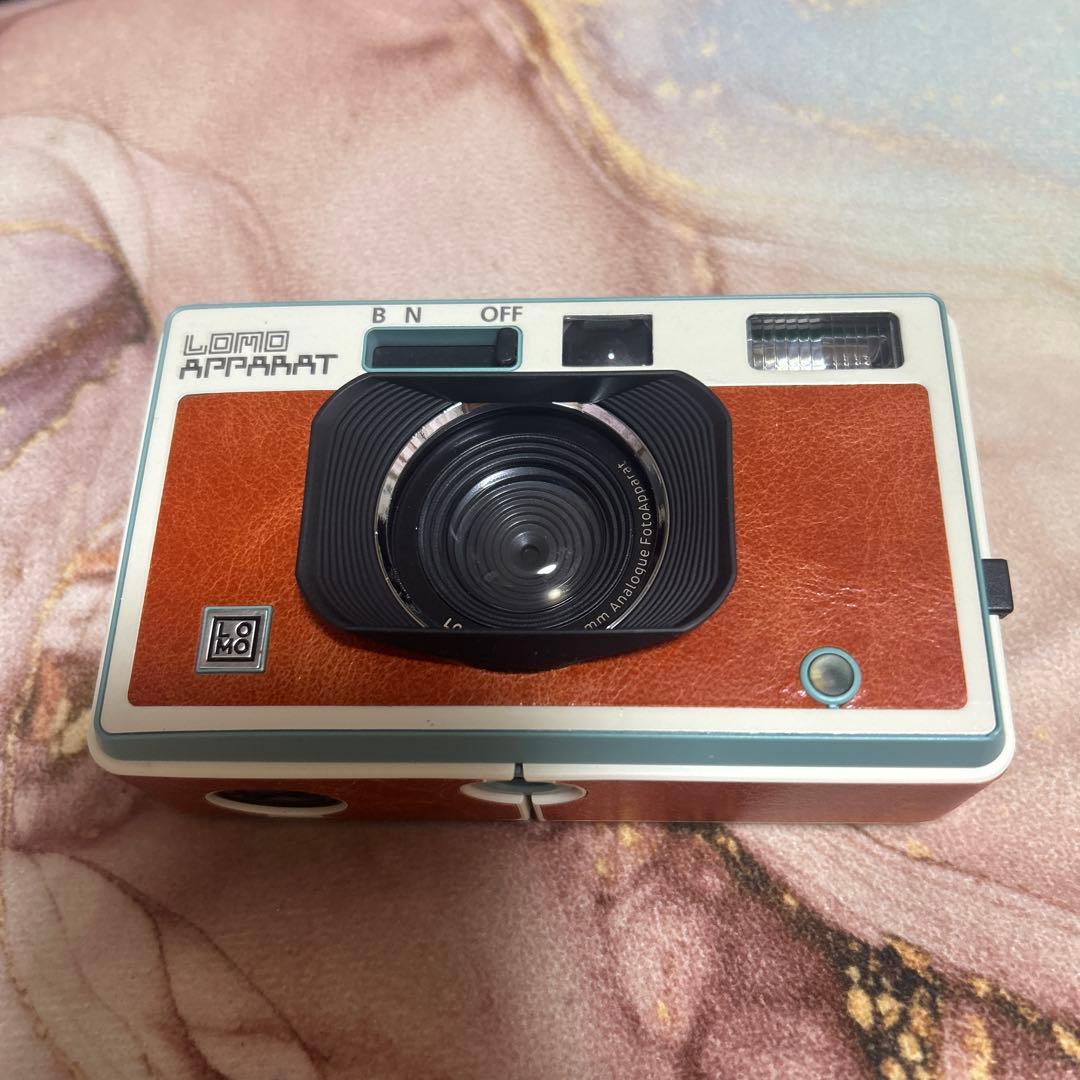 Lomography フィルムカメラ（保証書付き、電池・フィルムなし）