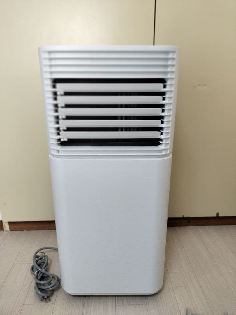 ★2025年8月購入！数時間のみ使用！タンスのゲンスポットエアコン 白 QL09