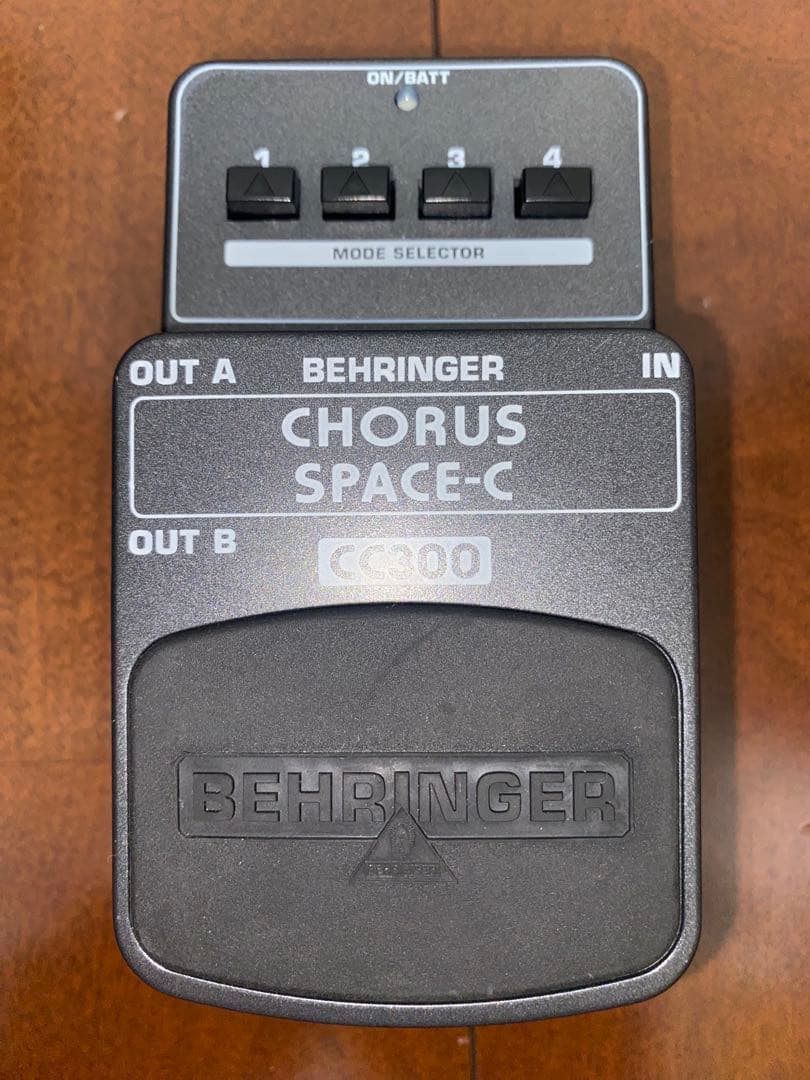 Behringer ギターエフェクター4点セット