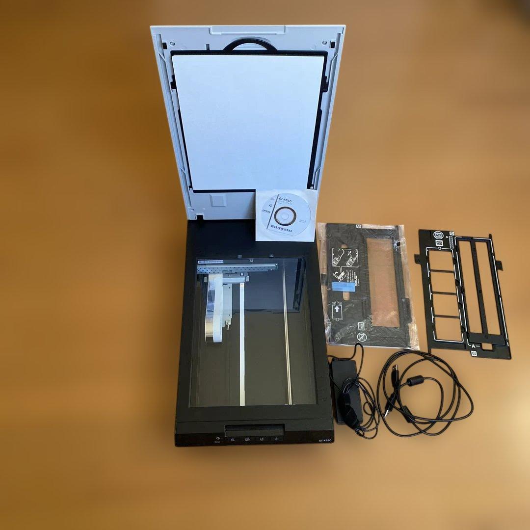 Epson GT-X830 フラットベッドスキャナー