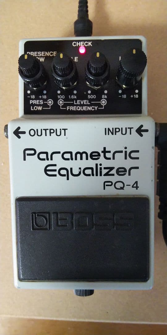 BOSS PQ-4 パラメトリックイコライザー