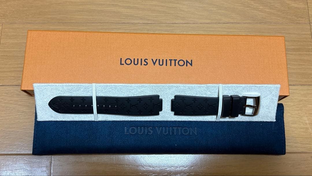 さとちん ルイ・ヴィトン ブラック ラバーベルト 専用ケース付き