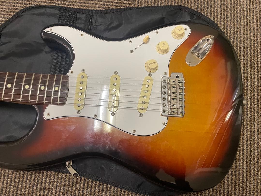 フェンダージャパン　ストラトキャスターEシリアルビンテージ